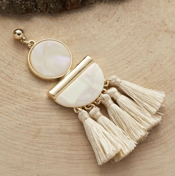 BOHO GEOMETRIC TASSEL DROP EARRINGS - Picture 2 of 2